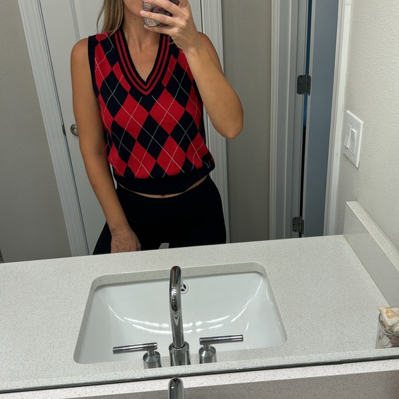 tommy hilfiger argyle sweater vest - Picture 1 of 3